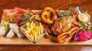 Germania: la colonia alemana con una variedad de comidas típicas y cervezas alemanas para disfrutar