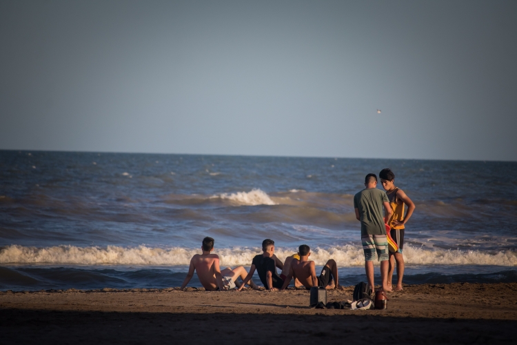 Más de 1 millón 200 mil turistas recorrieron el país durante el último fin de semana largo de 2022