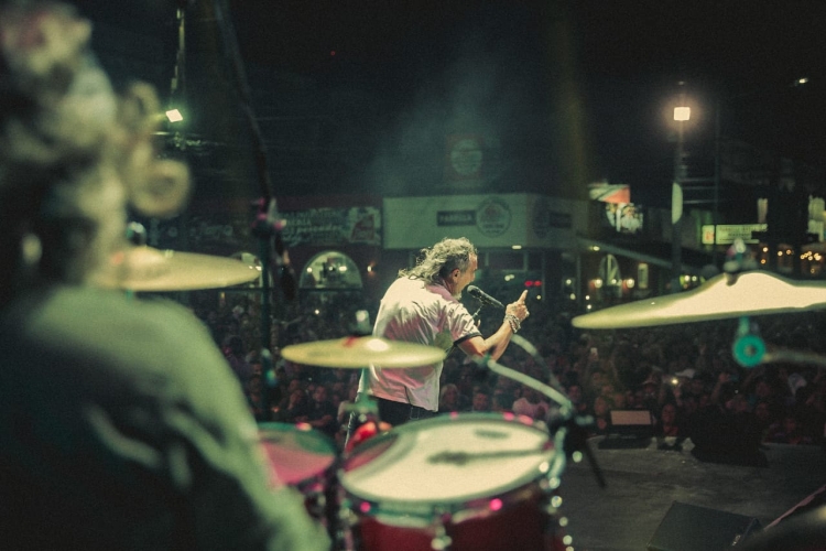 Kapanga toca este fin de semana largo en la Fiesta de la Corvina Rubia de Mar de Ajó