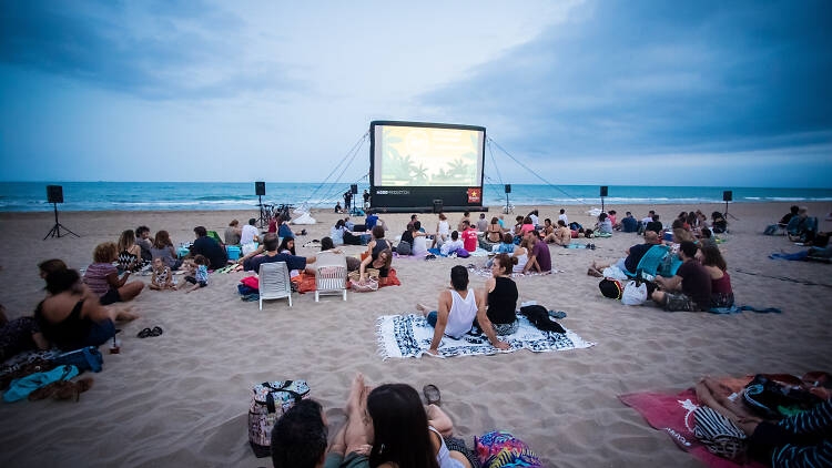 El ciclo “Cine en la playa” continúa frente al mar en Pinamar