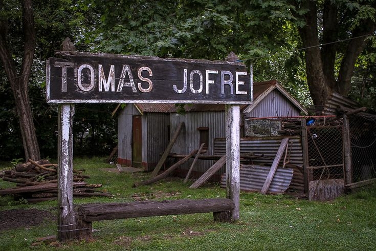 El pueblo que no se llama Tomás Jofré pero se lo conoce así por la estación de tren