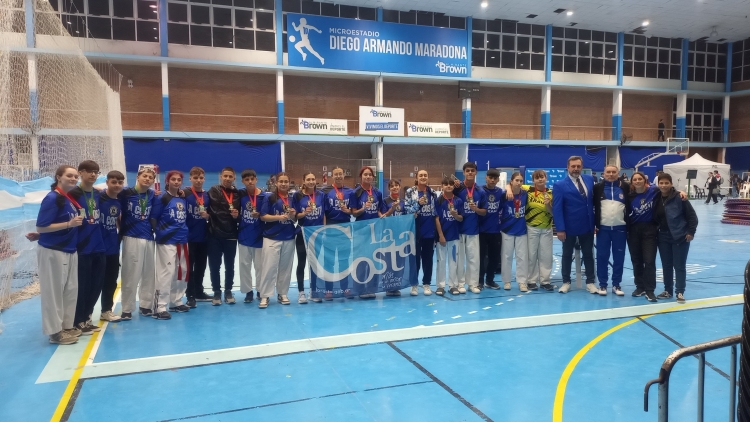 La Escuela Municipal de Taekwondo de La Costa ganó 18 medallas en el 2º Torneo Provincial