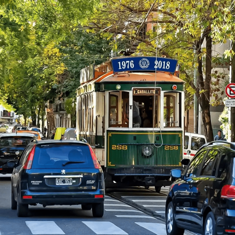  Un rincón londinense en Buenos Aires: recorrido en tranvía, cafés, arquitectura y hasta un museo