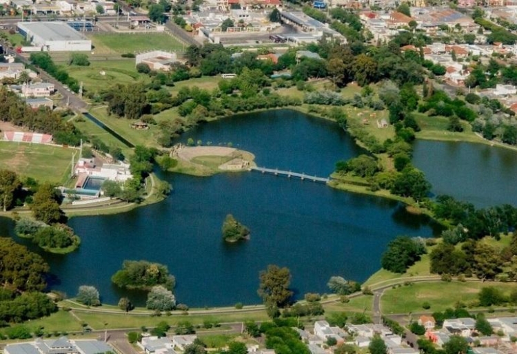 La laguna ideal para pescar pejerreyes y descansar lejos del turismo masivo