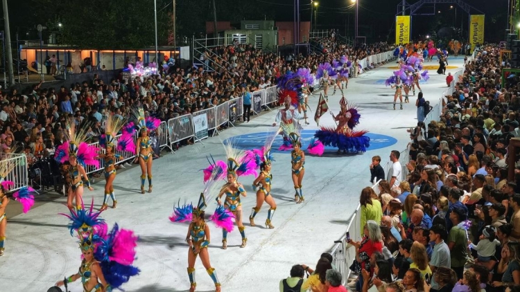 Las temáticas que presentarán las comparsas en el Carnaval del Sol de Dolores